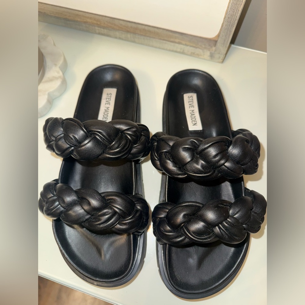 Steve Madden Hilary Black Braided Double-Strap Slide Sandals. 
Used